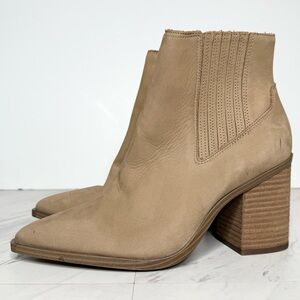Steve Madden Catreena Tan Nubuck Chelsea Bootie 9 1/2 M